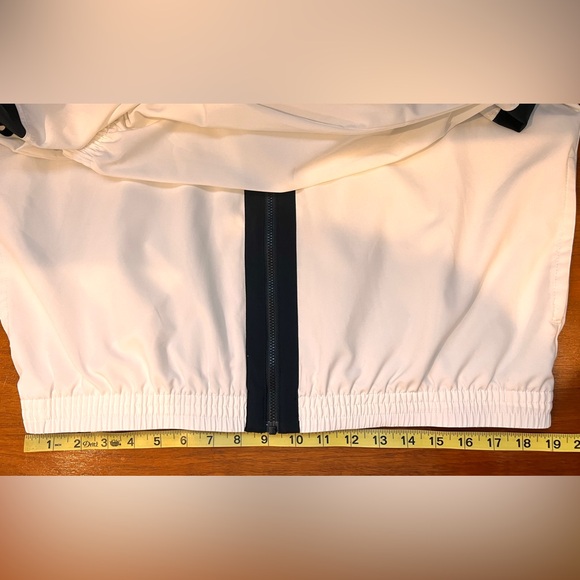 NEW BALANCE Colorblock Woven Jacket - Picture 11 of 12